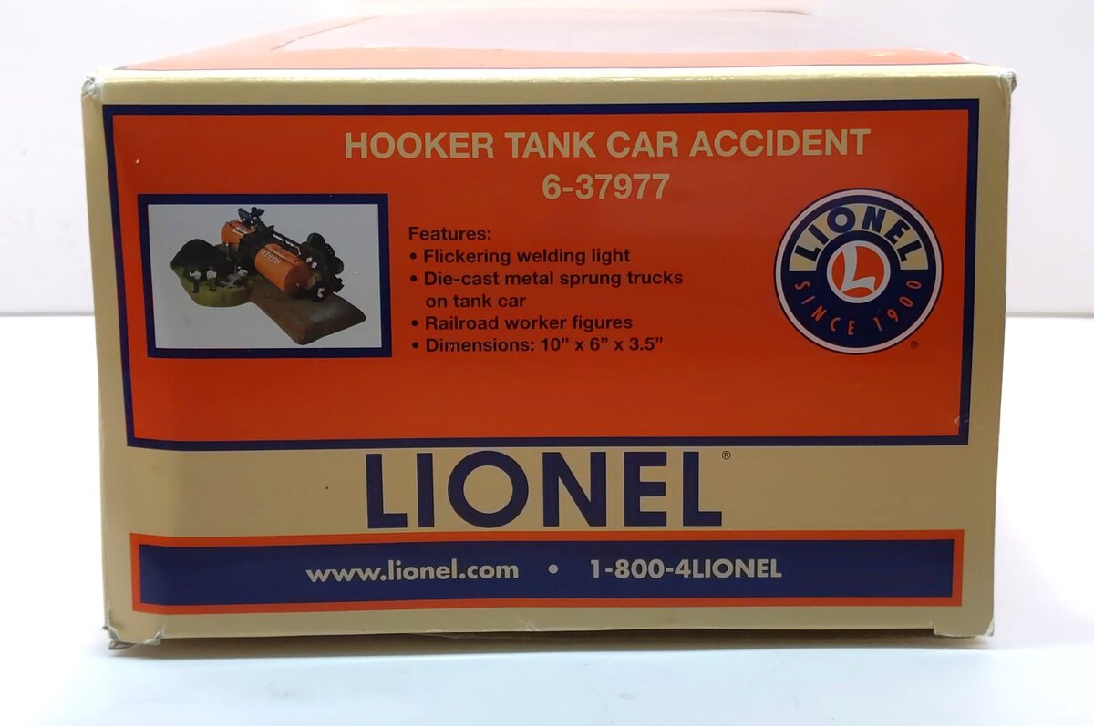 Lionel 6-37977 O Hooker Tank Car Accident