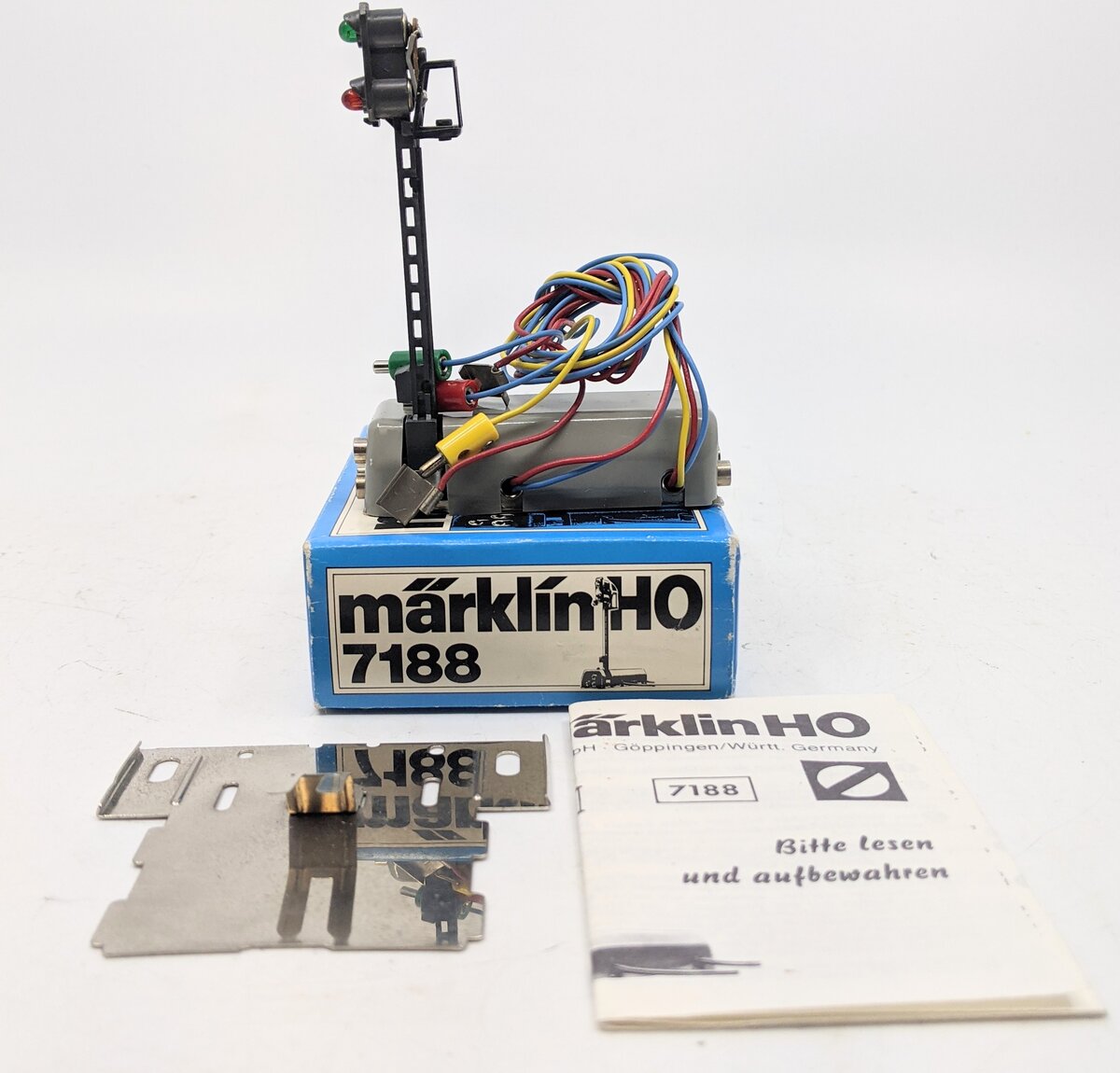 Marklin 7188 HO Scale Colored Light Electric Signal