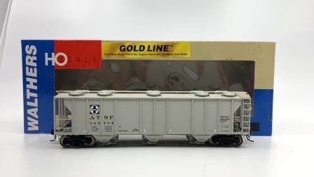 Walthers 932-7951 HO ATSF PS-2 2893 Cu. Ft. Covered Hopper #300734