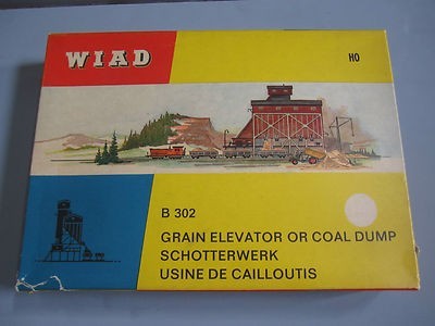 Wiad B302 HO Grain Elevator or Coal Dump Builiding Kit