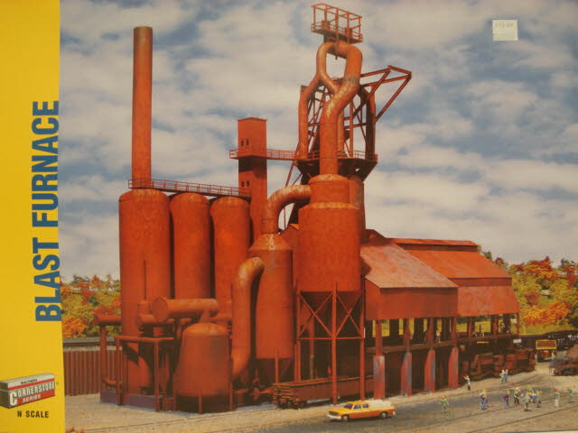 Walthers 933-3249 N Scale Blast Furnace Industrial Sructure Kit