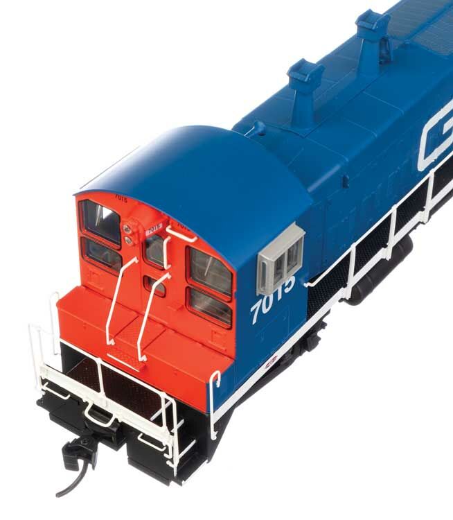 Walthers 920-48504 HO GTW EMD SW9 Diesel Locomotive - Standard DC #7015