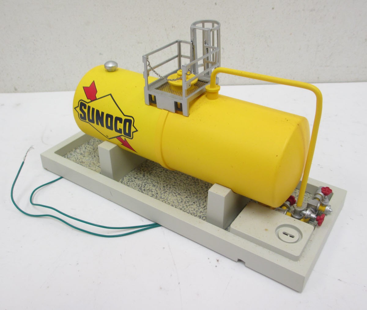 Lionel 6-14225 O Gauge Sunoco Industrial Tank