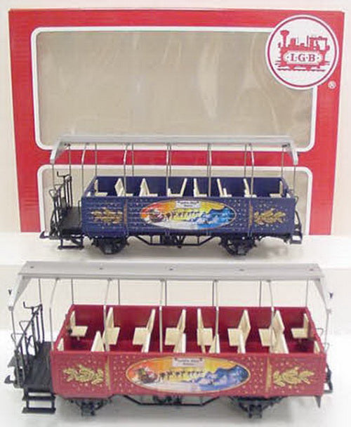 LGB 32253 Christmas Sightseeing 2-Car Passenger Set