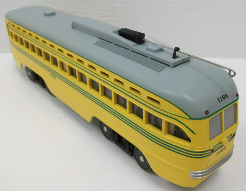 MTH 30-2571-1 Cincinnati PCC Electric Street Car with PS2