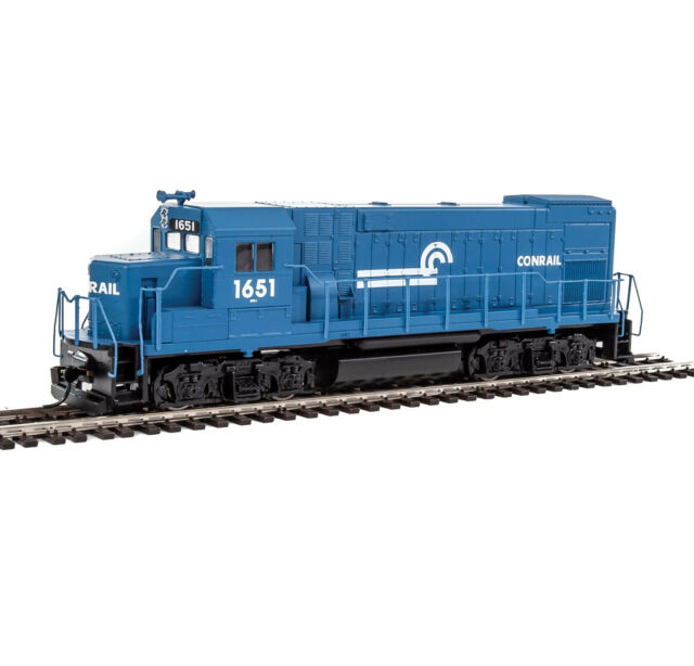 Walthers 931-2502 HO Conrail EMD GP15-1 Diesel Locomotive - Standard DC #1651