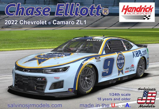 Salvinos JR Models HMC2022CEK 1:24 2022 Chevrolet Camaro ZL1 Race Car Model Kit